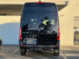 Mercedes-Benz Sprinter Crew Van Standard Roof 4-Cyl Diesel HO 2500 Standard Roof I4 Diesel HO 144" RWD 2025