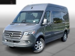 Mercedes-Benz Sprinter Crew Van Standard Roof 4-Cyl Diesel HO 2500 Standard Roof I4 Diesel HO 144" RWD 2026