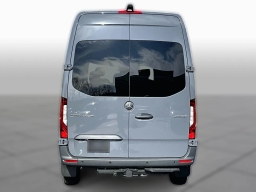 Mercedes-Benz Sprinter Crew Van Standard Roof 4-Cyl Diesel HO 2500 Standard Roof I4 Diesel HO 144" RWD 2026