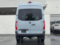 Mercedes-Benz Sprinter Crew Van Standard Roof 4-Cyl Diesel HO 2500 Standard Roof I4 Diesel HO 144" RWD 2026