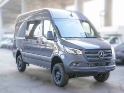 Mercedes-Benz Sprinter Crew Van Standard Roof 4-Cyl Diesel HO 2500 Standard Roof I4 Diesel HO 144" AWD 2026