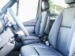 Mercedes-Benz Sprinter Crew Van Standard Roof 4-Cyl Diesel HO 2500 Standard Roof I4 Diesel HO 144" AWD 2026