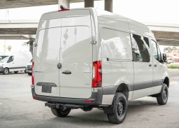 Mercedes-Benz Sprinter Crew Van Standard Roof 4-Cyl Diesel HO 2500 Standard Roof I4 Diesel HO 144" AWD 2026