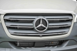 Mercedes-Benz Sprinter Crew Van Standard Roof 4-Cyl Diesel HO 2500 Standard Roof I4 Diesel HO 144" AWD 2026