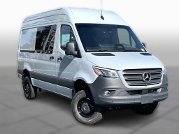 Mercedes-Benz Sprinter Crew Van Standard Roof 4-Cyl Diesel HO 2500 Standard Roof I4 Diesel HO 144" AWD 2026