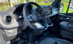 Mercedes-Benz Sprinter Crew Van Standard Roof 4-Cyl Diesel HO 2500 Standard Roof I4 Diesel HO 144" AWD 2026