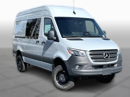 Mercedes-Benz Sprinter Crew Van Standard Roof 4-Cyl Diesel HO 2500 Standard Roof I4 Diesel HO 144" AWD 2026