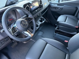 Mercedes-Benz Sprinter Crew Van High Roof 4-Cyl Diesel HO 2500 High Roof I4 Diesel HO 170" AWD 2026