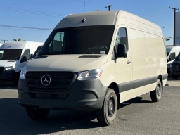 Mercedes-Benz Sprinter Crew Van High Roof 4-Cyl Diesel HO 2500 High Roof I4 Diesel HO 170" AWD 2025
