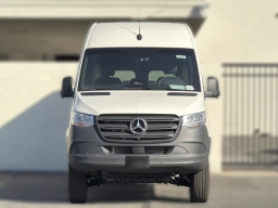 Mercedes-Benz Sprinter Crew Van High Roof 4-Cyl Diesel HO 2500 High Roof I4 Diesel HO 170" AWD 2026