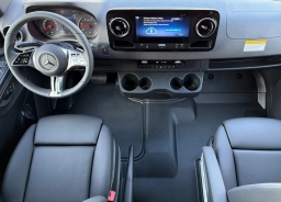 Mercedes-Benz Sprinter Crew Van High Roof 4-Cyl Diesel HO 2500 High Roof I4 Diesel HO 170" AWD 2026