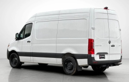 Mercedes-Benz Sprinter Cargo Van Standard Roof 4-Cyl Diesel 2500 Standard Roof I4 Diesel 144" RWD 2025