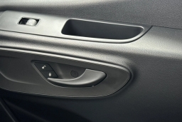 Mercedes-Benz Sprinter Cargo Van Standard Roof 4-Cyl Diesel 2500 Standard Roof I4 Diesel 144" RWD 2025