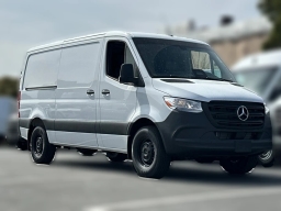 Mercedes-Benz Sprinter Cargo Van Standard Roof 4-Cyl Diesel 2500 Standard Roof I4 Diesel 144" RWD 2026