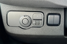 Mercedes-Benz Sprinter Cargo Van Standard Roof 4-Cyl Diesel 2500 Standard Roof I4 Diesel 144" RWD 2026