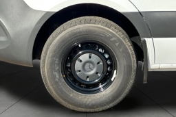 Mercedes-Benz Sprinter Cargo Van Standard Roof 4-Cyl Diesel 2500 Standard Roof I4 Diesel 144" RWD 2025