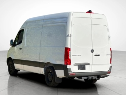 Mercedes-Benz Sprinter Cargo Van Standard Roof 4-Cyl Diesel 2500 Standard Roof I4 Diesel 144" RWD 2025