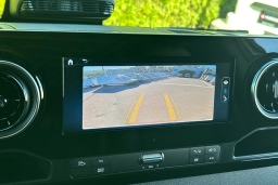 Mercedes-Benz Sprinter Cargo Van Standard Roof 4-Cyl Diesel 2500 Standard Roof I4 Diesel 144" RWD 2025