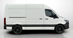 Mercedes-Benz Sprinter Cargo Van Standard Roof 4-Cyl Diesel 2500 Standard Roof I4 Diesel 144" RWD 2025