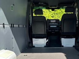 Mercedes-Benz Sprinter Cargo Van Standard Roof 4-Cyl Diesel 2500 Standard Roof I4 Diesel 144" RWD 2025