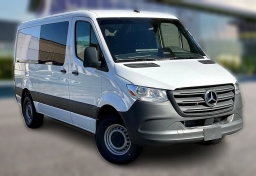 Mercedes-Benz Sprinter Cargo Van Standard Roof 4-Cyl Diesel 2500 Standard Roof I4 Diesel 144" RWD 2025