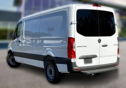 Mercedes-Benz Sprinter Cargo Van Standard Roof 4-Cyl Diesel 2500 Standard Roof I4 Diesel 144" RWD 2025