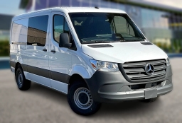 Mercedes-Benz Sprinter Cargo Van Standard Roof 4-Cyl Diesel 2500 Standard Roof I4 Diesel 144" RWD 2025
