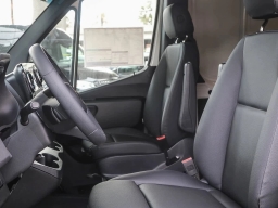 Mercedes-Benz Sprinter Cargo Van Standard Roof 4-Cyl Diesel 2500 Standard Roof I4 Diesel 144" RWD 2025