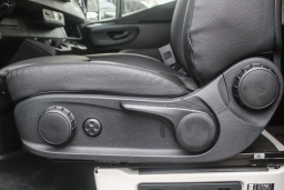 Mercedes-Benz Sprinter Cargo Van Standard Roof 4-Cyl Diesel 2500 Standard Roof I4 Diesel 144" RWD 2025