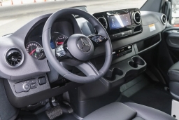 Mercedes-Benz Sprinter Cargo Van Standard Roof 4-Cyl Diesel 2500 Standard Roof I4 Diesel 144" RWD 2025