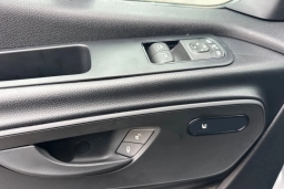 Mercedes-Benz Sprinter Crew Van Standard Roof 4-Cyl Diesel 2500 Standard Roof I4 Diesel 144" RWD 2026