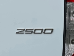 Mercedes-Benz Sprinter Crew Van Standard Roof 4-Cyl Diesel 2500 Standard Roof I4 Diesel 144" RWD 2026