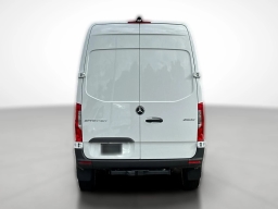 Mercedes-Benz Sprinter Cargo Van Standard Roof 4-Cyl Diesel 2500 Standard Roof I4 Diesel 144" RWD 2025