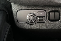 Mercedes-Benz Sprinter Cargo Van Standard Roof 4-Cyl Diesel 2500 Standard Roof I4 Diesel 144" RWD 2025