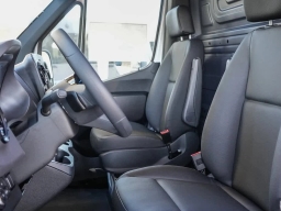 Mercedes-Benz Sprinter Cargo Van Standard Roof 4-Cyl Diesel 2500 Standard Roof I4 Diesel 144" RWD 2025