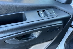 Mercedes-Benz Sprinter Crew Van Standard Roof 4-Cyl Diesel 2500 Standard Roof I4 Diesel 144" RWD 2026