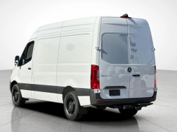Mercedes-Benz Sprinter Crew Van Standard Roof 4-Cyl Diesel 2500 Standard Roof I4 Diesel 144" RWD 2026