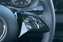 Mercedes-Benz Sprinter Crew Van Standard Roof 4-Cyl Diesel 2500 Standard Roof I4 Diesel 144" RWD 2026