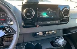 Mercedes-Benz Sprinter Crew Van Standard Roof 4-Cyl Diesel 2500 Standard Roof I4 Diesel 144" RWD 2026