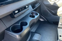 Mercedes-Benz Sprinter Crew Van Standard Roof 4-Cyl Diesel 2500 Standard Roof I4 Diesel 144" RWD 2026