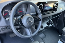 Mercedes-Benz Sprinter Crew Van Standard Roof 4-Cyl Diesel 2500 Standard Roof I4 Diesel 144" RWD 2026