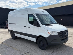 Mercedes-Benz Sprinter Cargo Van Standard Roof 4-Cyl Diesel 2500 Standard Roof I4 Diesel 144" RWD 2025
