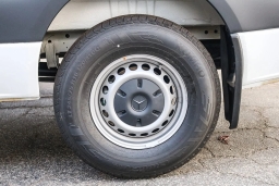 Mercedes-Benz Sprinter Cargo Van Standard Roof 4-Cyl Diesel 2500 Standard Roof I4 Diesel 144" RWD 2025