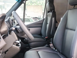 Mercedes-Benz Sprinter Cargo Van Standard Roof 4-Cyl Diesel 2500 Standard Roof I4 Diesel 144" RWD 2025