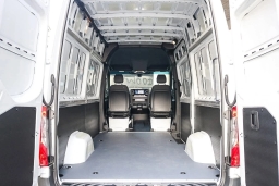 Mercedes-Benz Sprinter Cargo Van Standard Roof 4-Cyl Diesel 2500 Standard Roof I4 Diesel 144" RWD 2025