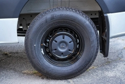 Mercedes-Benz Sprinter Crew Van Standard Roof 4-Cyl Diesel 2500 Standard Roof I4 Diesel 144" RWD 2026