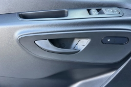 Mercedes-Benz Sprinter Crew Van High Roof 4-Cyl Diesel 2500 High Roof I4 Diesel 170" RWD 2026