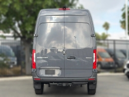 Mercedes-Benz Sprinter Crew Van Standard Roof 4-Cyl Diesel HO 2500 Standard Roof I4 Diesel HO 144" RWD 2026