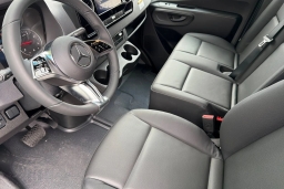 Mercedes-Benz Sprinter Crew Van Standard Roof 4-Cyl Diesel HO 2500 Standard Roof I4 Diesel HO 144" RWD 2026