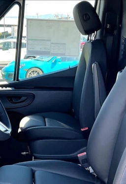 Mercedes-Benz Sprinter Cargo Van Standard Roof 4-Cyl Diesel HO 2500 Standard Roof I4 Diesel HO 144" RWD 2025